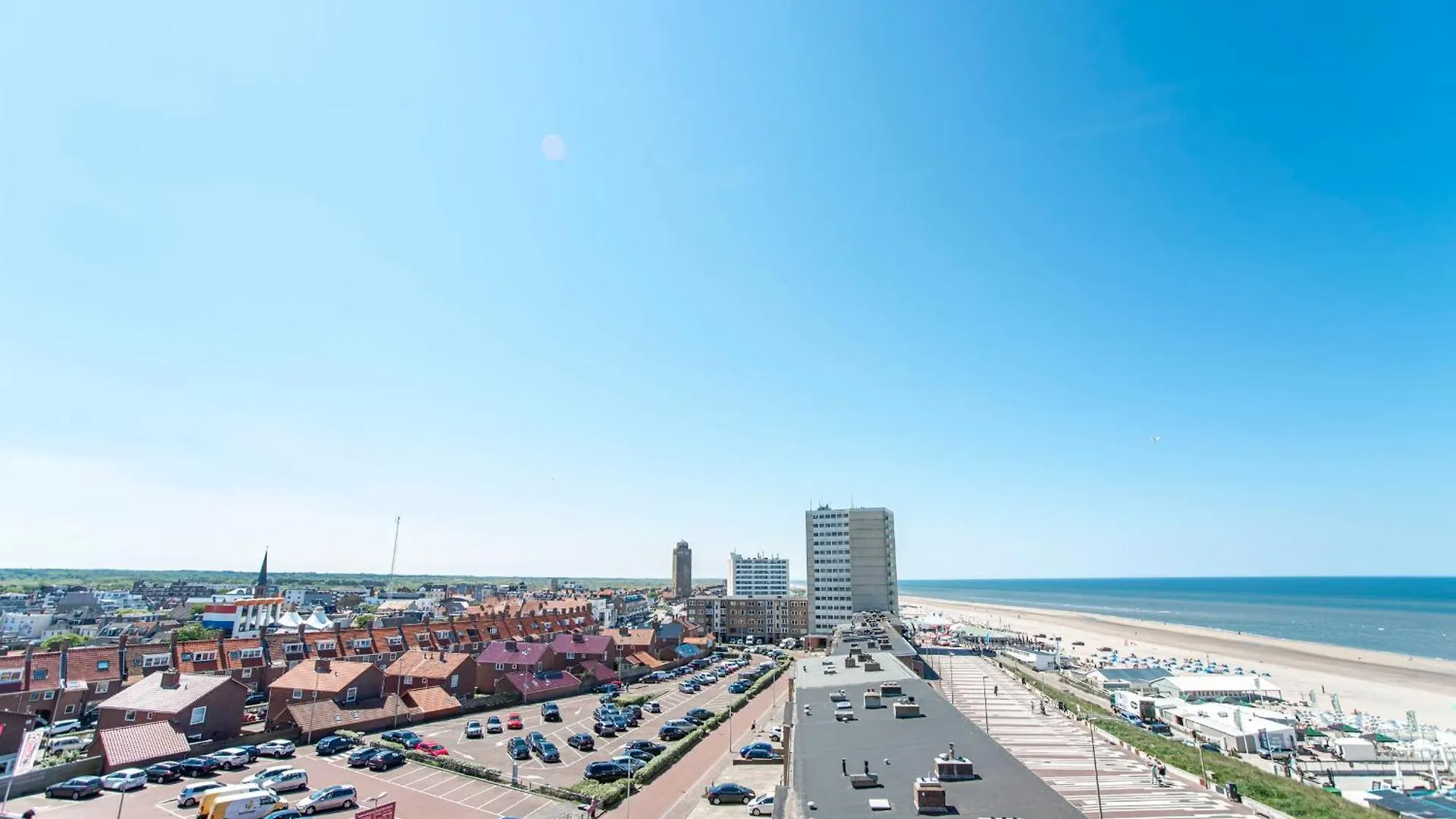 Studio Tara At The Beach With Private Parking Zandvoort Netherlands